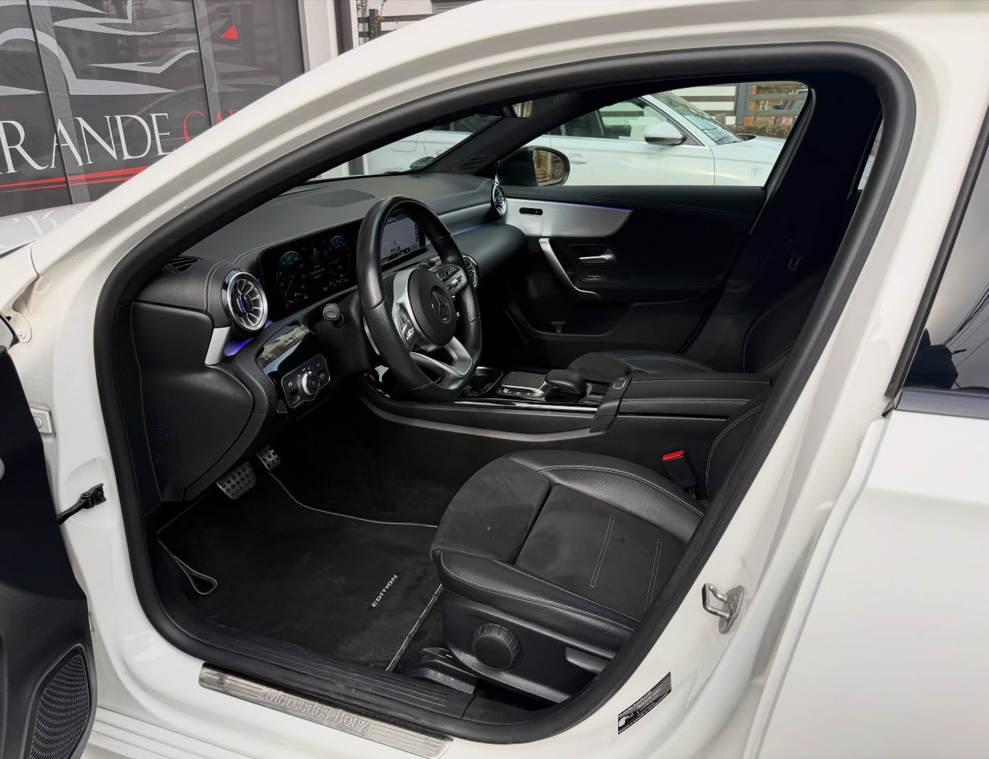 Mercedes A-Class 250 EQ Power AMG LINE